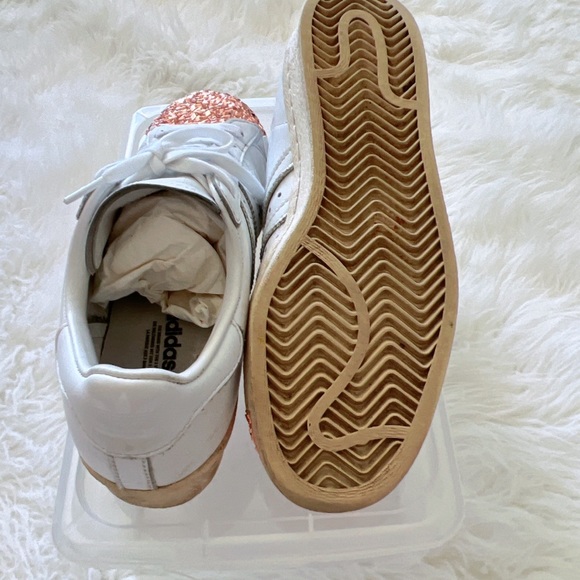 Adidas shoes - Picture 3 of 4